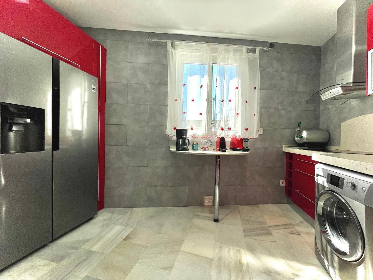 Luxury Duplex 200 M2 Terrace Parking StayinСевиля Екстериор снимка